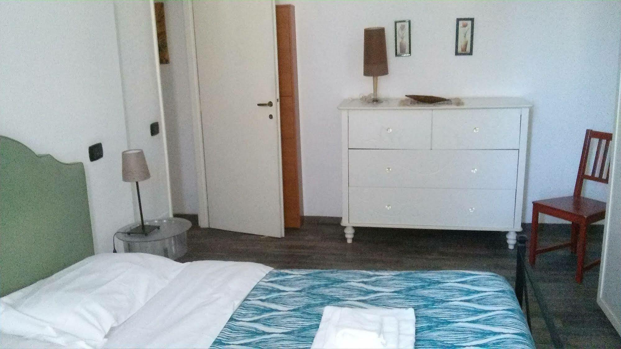 Villa 25 *